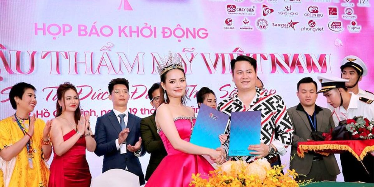 TGĐ ISALI Lê Hoàng ký tài trợ cuộc thi Hoa Hậu Thẩm Mỹ Việt Nam 2024